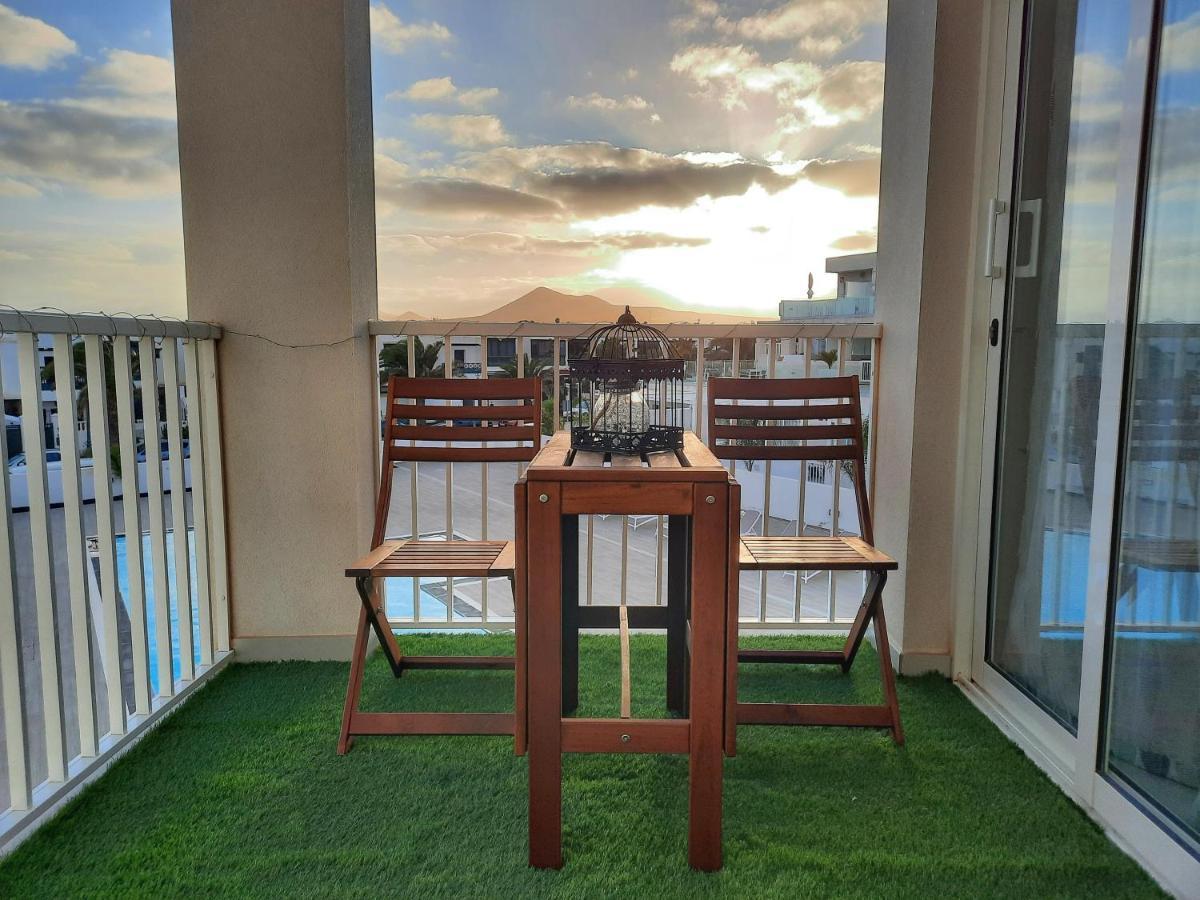 Homeforguest Sunset Senator With Pool And Terrace In Costa Teguise Exterior foto